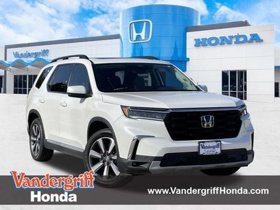 Certified 2025 Honda Pilot Touring