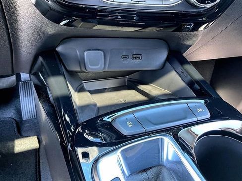 New 2026 Chevrolet Trax ACTIV FWD image 24