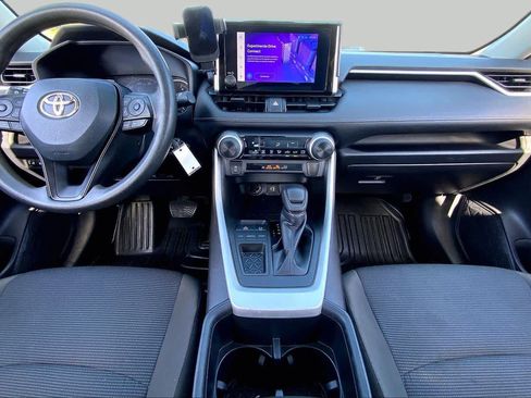 Used 2023 Toyota RAV4 LE FWD image 15