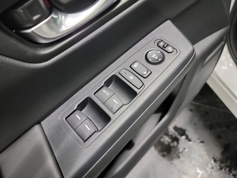 Certified 2025 Honda CR-V LX image 14