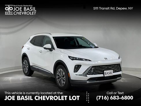 Used 2025 Buick Envision Preferred image 1