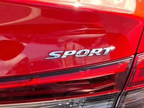 Certified 2023 Honda Civic Sport image 30