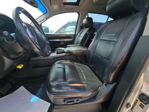 Used 2014 Nissan Armada Platinum RWD image 11