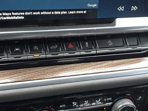 Used 2022 Chevrolet Silverado 1500 LT w/ Z71 Off-Road Package image 29