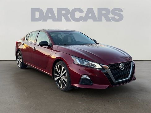 Used 2022 Nissan Altima 2.5 SR image 1
