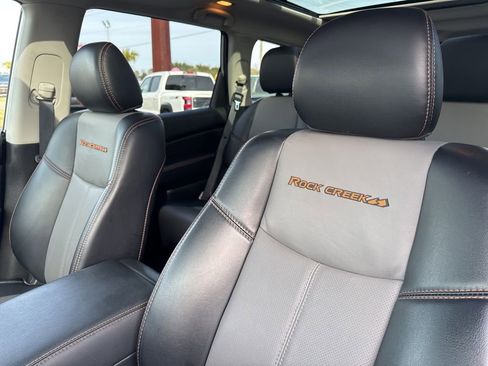 Certified 2020 Nissan Pathfinder SL image 11