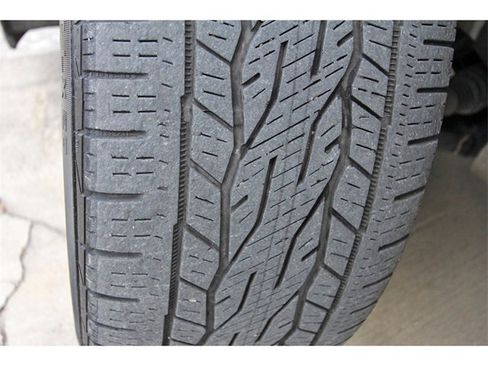 Used 2023 Chevrolet Traverse Premier w/ Redline Edition image 29