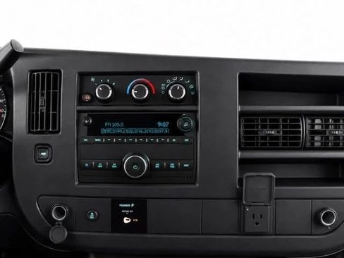 Used 2025 GMC Savana 2500 w/ Driver Convenience Package RWD image 21