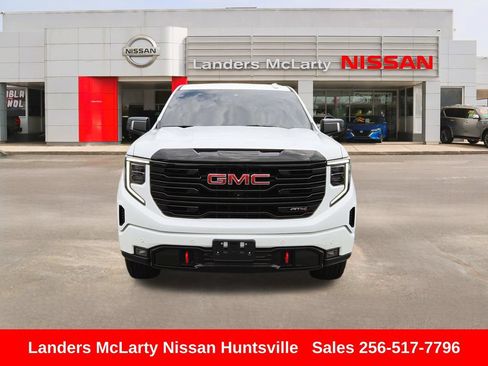 Used 2023 GMC Sierra 1500 AT4 AWD/4WD image 11