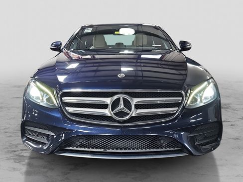 Used 2018 Mercedes-Benz E 300 image 2