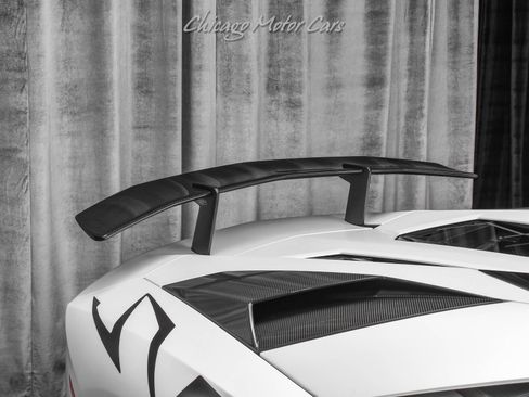 Used 2016 Lamborghini Aventador LP 750-4 Superveloce AWD/4WD image 54