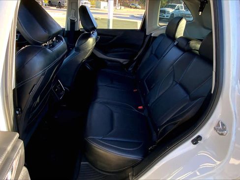 Used 2022 Subaru Forester Limited image 20