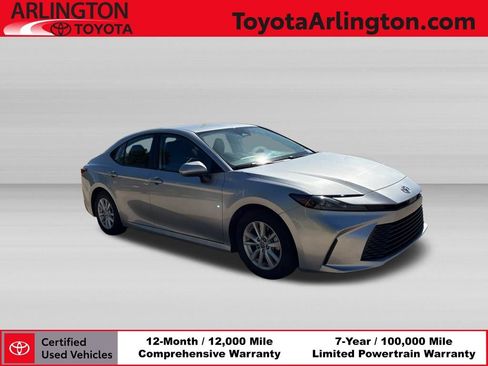 Used 2025 Toyota Camry LE FWD image 1