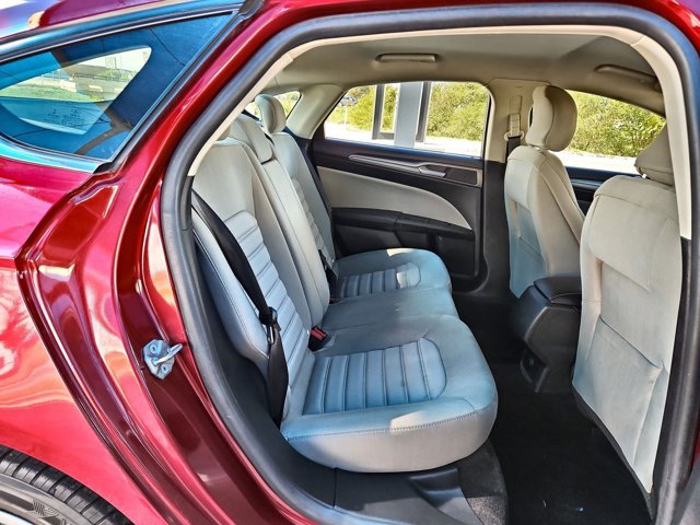 Used 2019 Ford Fusion S FWD image 18