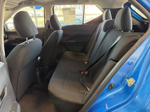 Used 2022 Nissan Kicks S image 11