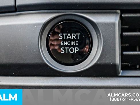 Used 2025 Nissan Pathfinder S image 51