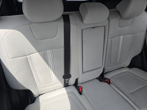 Used 2025 Hyundai Tucson SEL FWD image 30