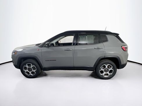 Used 2022 Jeep Compass Trailhawk AWD/4WD image 8