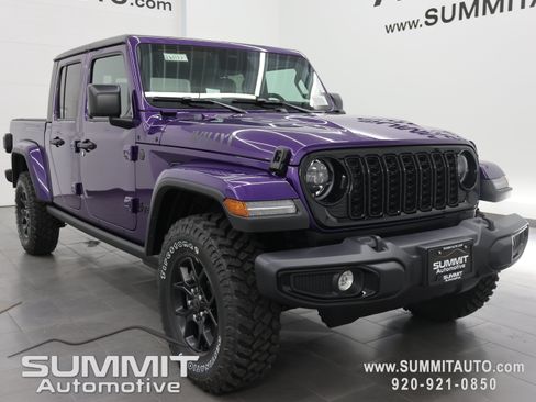 New 2026 Jeep Gladiator Sport AWD/4WD image 2