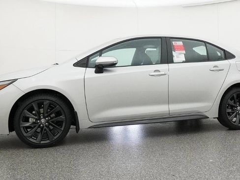 New 2026 Toyota Corolla SE image 18