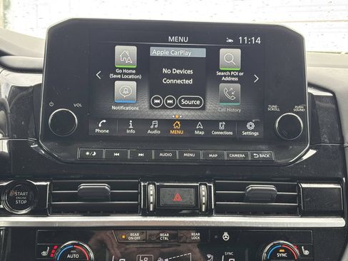 Used 2025 Nissan Pathfinder SL AWD/4WD image 17