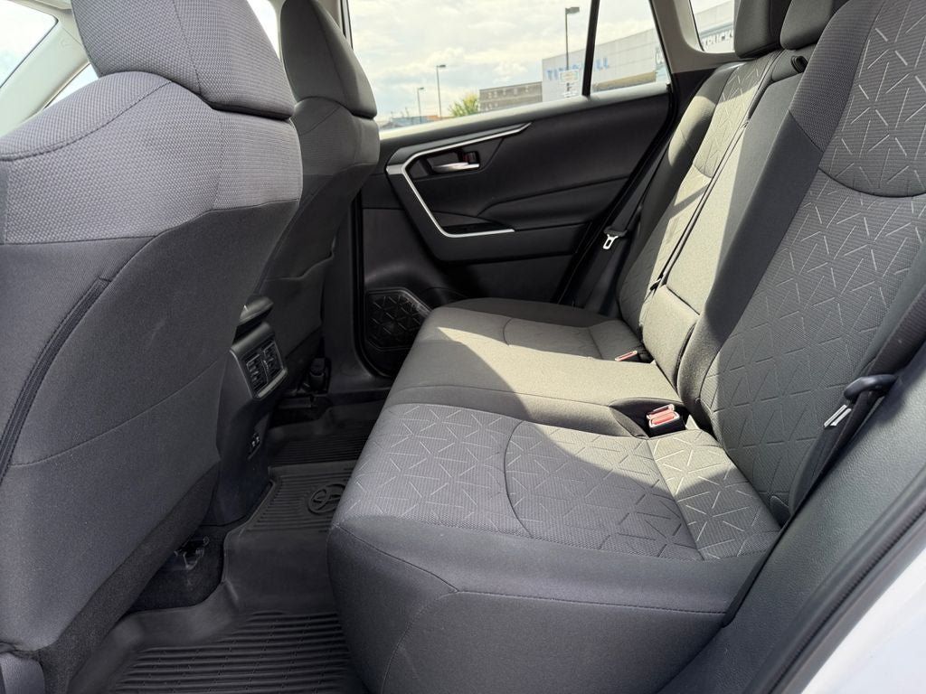 Used 2020 Toyota RAV4 XLE w/ Convenience Package AWD/4WD image 33