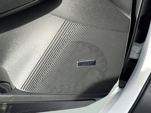 New 2026 Nissan Sentra SR w/ Floor Mat Package FWD image 32