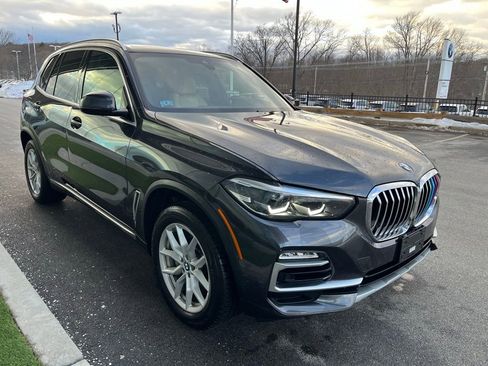Used 2021 BMW X5 xDrive40i w/ Convenience Package image 4
