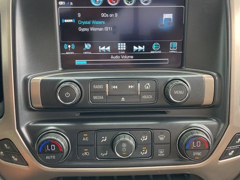 Used 2018 GMC Sierra 1500 Denali w/ Denali Ultimate Package AWD/4WD image 8