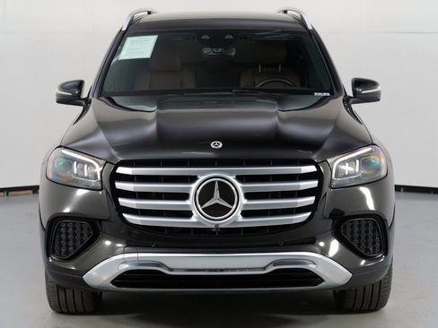 Used 2024 Mercedes-Benz GLS 450 4MATIC image 53