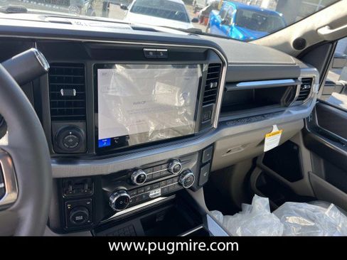 New 2026 Ford F450 Platinum w/ Platinum Plus Package image 26