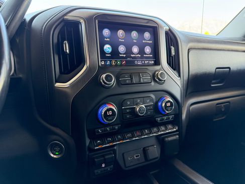 Used 2021 GMC Sierra 1500 Denali w/ Denali Ultimate Package AWD/4WD image 27
