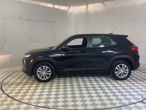 Used 2023 Chevrolet TrailBlazer LS image 5