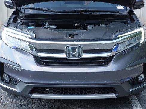 Used 2020 Honda Pilot Touring image 7