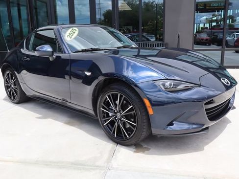 Used 2025 MAZDA MX-5 Miata RF Grand Touring RWD image 1