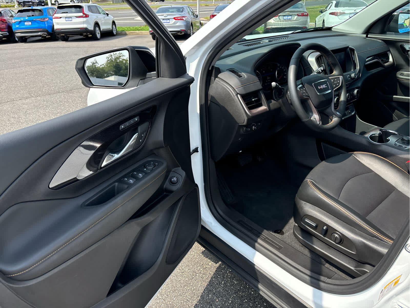 Certified 2024 GMC Terrain AT4 AWD/4WD image 7