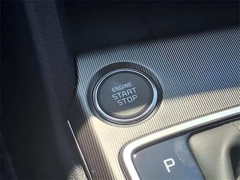 New 2026 Kia Sportage EX w/ EX Panorama Roof Package image 13