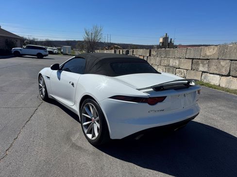 Used 2019 Jaguar F-TYPE 2.0 296 HP Convertible 2D image 4