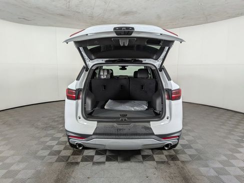 New 2026 Chevrolet Blazer LT w/ Midnight/Sport Edition AWD/4WD image 9