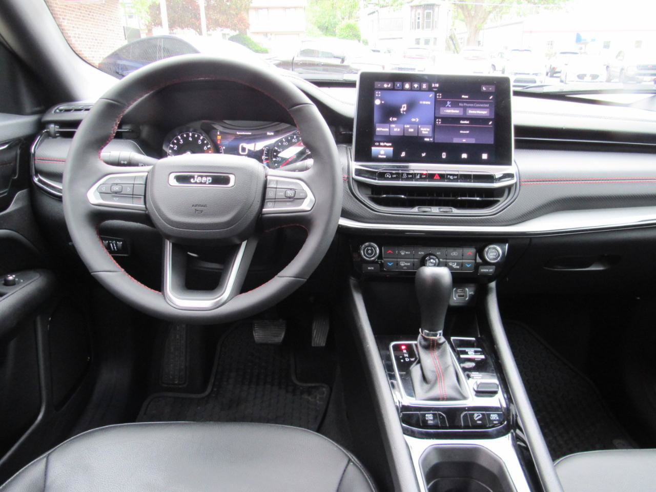 Used 2026 Jeep Compass Trailhawk AWD/4WD image 5