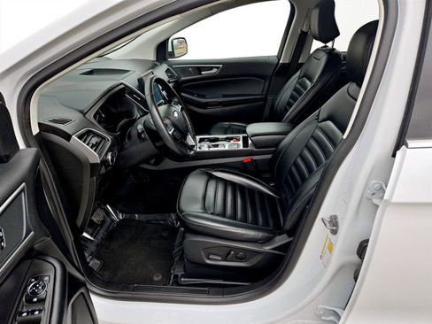 Used 2024 Ford Edge SEL image 29