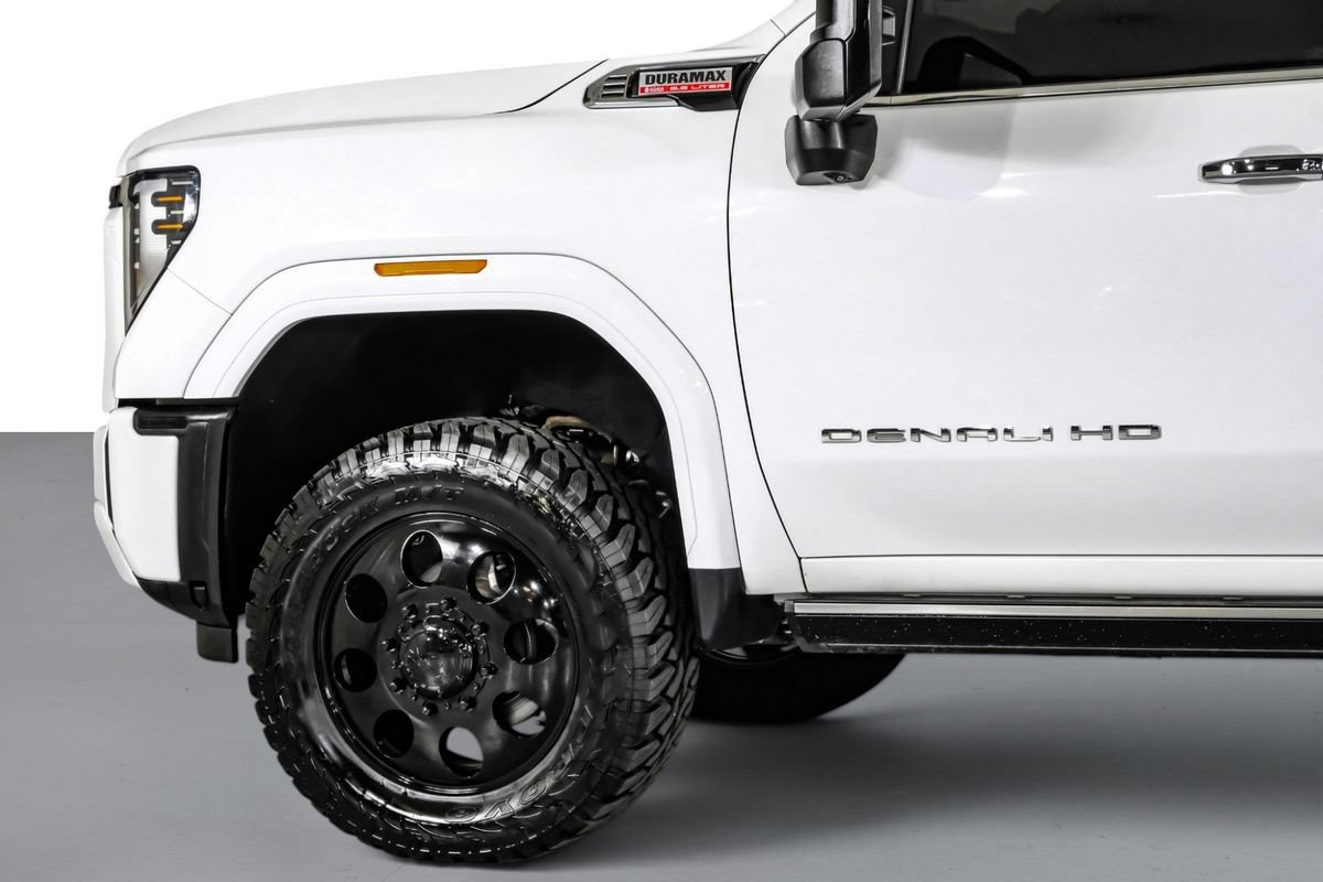 Used 2024 GMC Sierra 3500 Denali w/ Denali Reserve Package AWD/4WD image 13