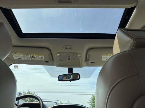 Used 2017 Nissan Pathfinder Platinum w/ Family Entertainment Package AWD/4WD image 8