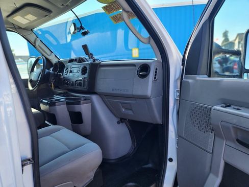 Used 2018 Ford E-350 and Econoline 350 Super Duty w/ Power Windows & Locks Group RWD image 18