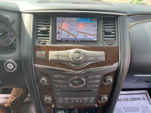 Used 2015 INFINITI QX80 4WD w/ Driver's Assistance Package image 18