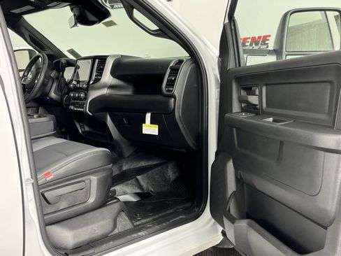 New 2026 RAM 5500 Tradesman w/ Chrome Appearance Group image 28