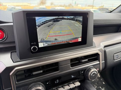 Used 2025 Toyota 4Runner TRD Off-Road image 17