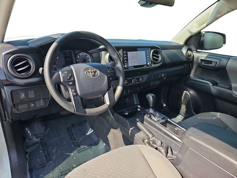 Used 2020 Toyota Tacoma SR w/ SX Package RWD image 13