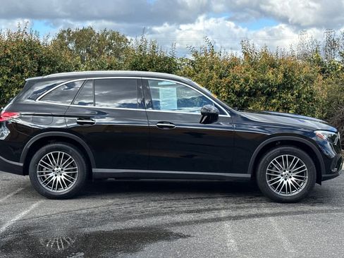 Certified 2026 Mercedes-Benz GLC 300 4MATIC image 2