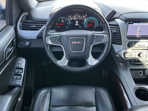 Used 2017 GMC Yukon SLT w/ Premium Edition image 19